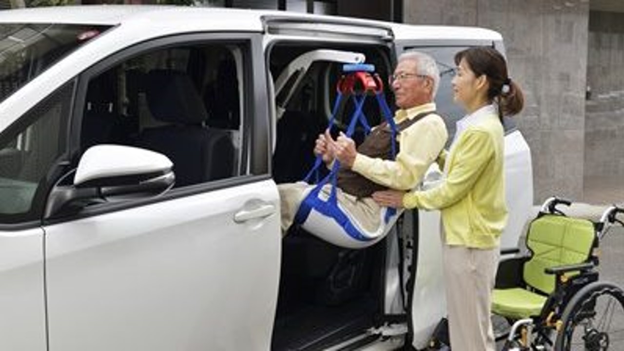 活動歴および当時の関連ビジュアル記録