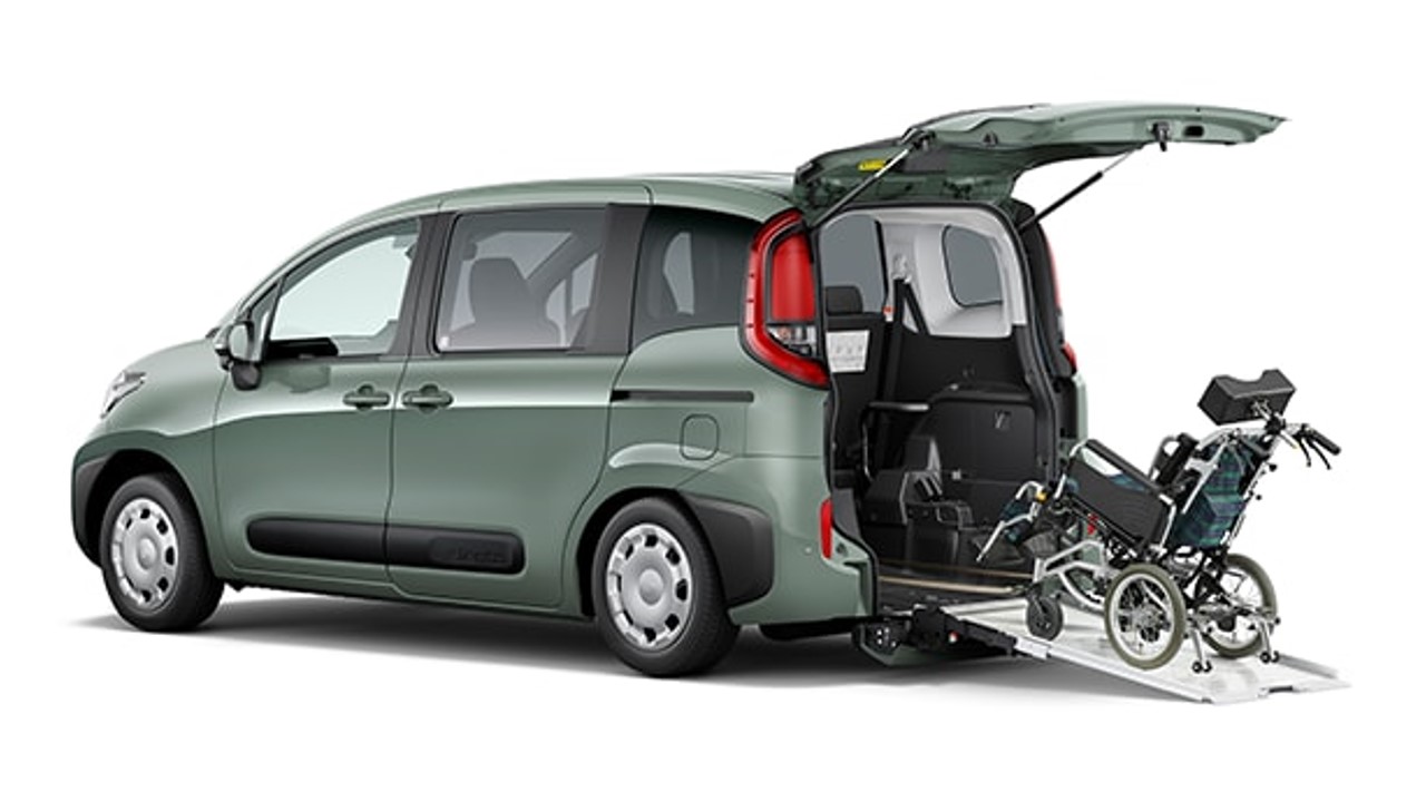 トヨタ「シエンタ」 車いす仕様車タイプ｜コンパクトカー福祉車両のおすすめ3選